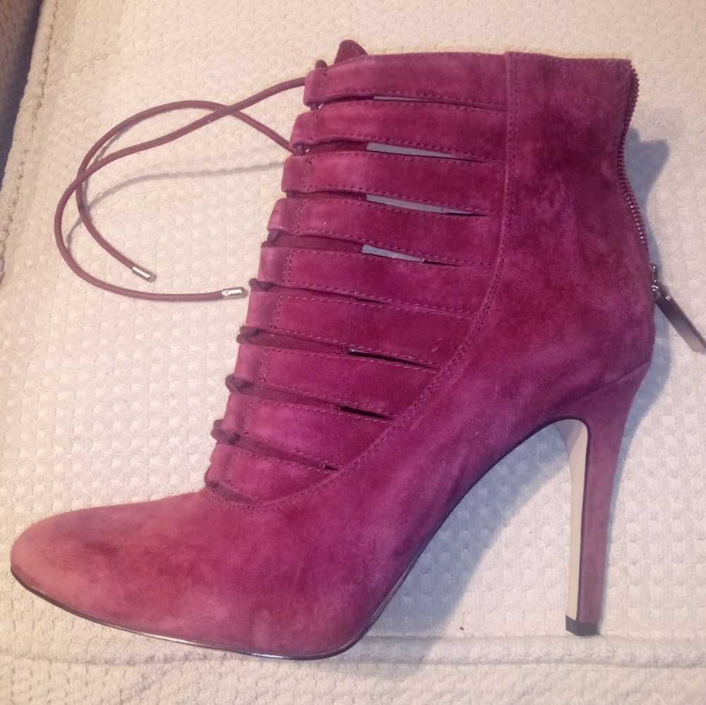 BCBG Suede Booties Size 8M